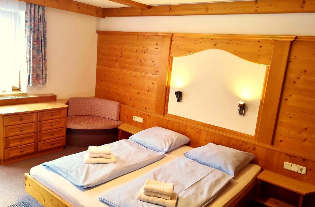 Astoria Appartements 오버라우 외부 사진
