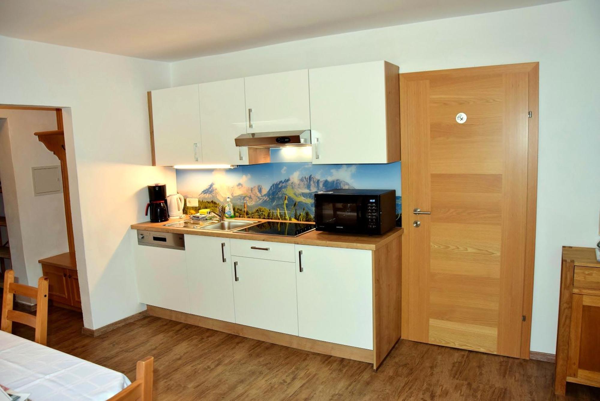 Astoria Appartements 오버라우 외부 사진