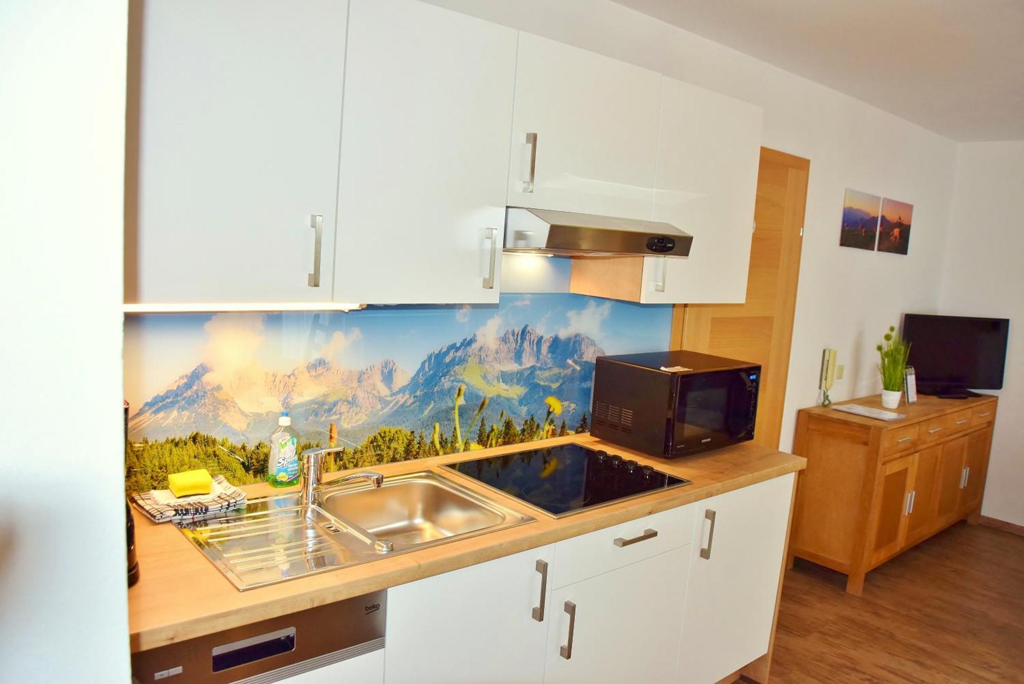 Astoria Appartements 오버라우 외부 사진