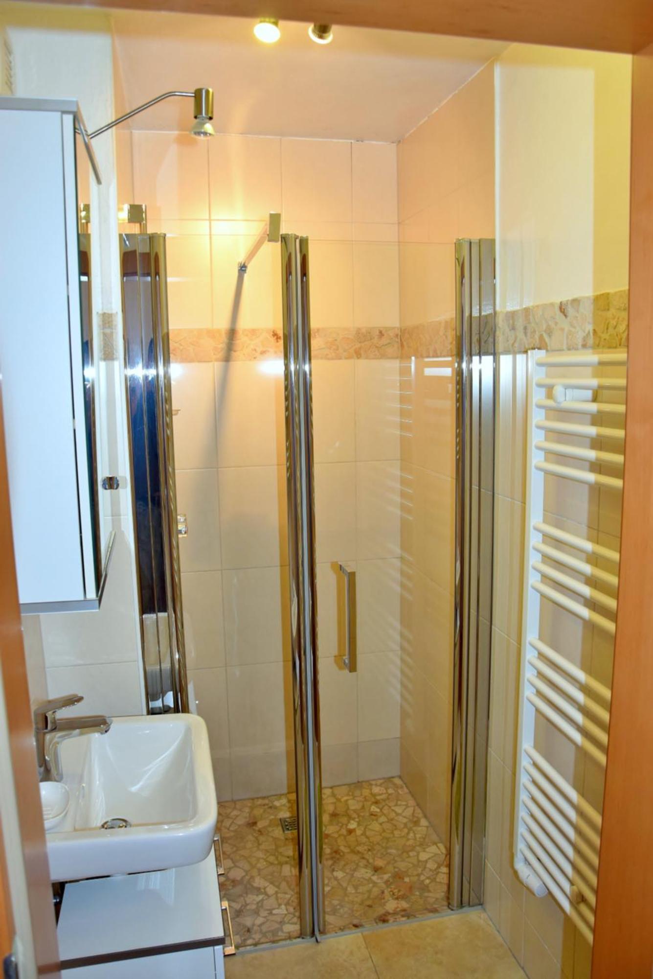 Astoria Appartements 오버라우 외부 사진